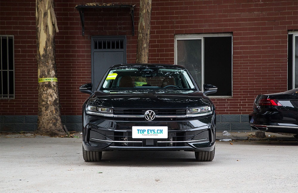 imgi_3_1_3(3) 2026 Volkswagen Magotan – Buy Direct From China | Chinese Cars in Australia - Image 1
